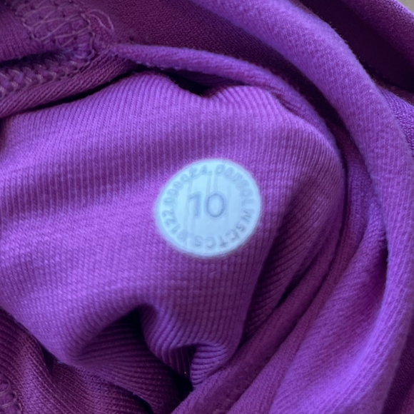 Lululemon Womens Align High Waisted Barney Purple Pink Leggings Size 10 - Picture 4 of 4